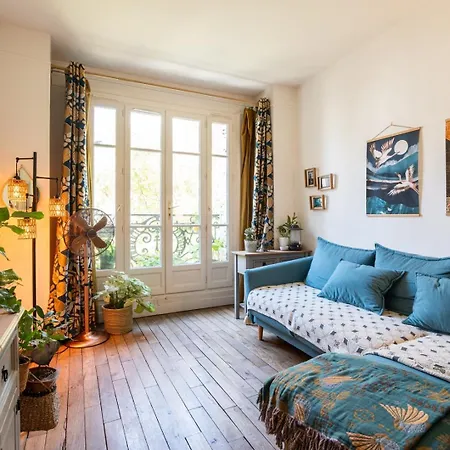 Authentic Nest Steps From Montmartre Apartment Paris